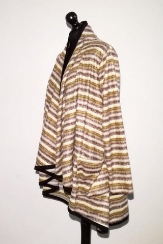 Jauns. collection London, 40/42